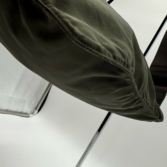 Prada - Authentic - Olive Green Canvas Tote Bag / Messenger Bag - Picture 7 of 16